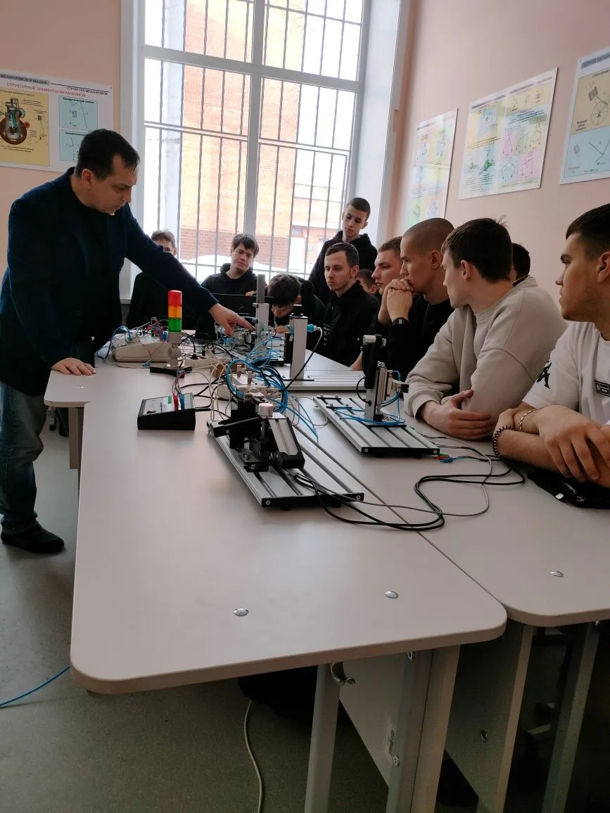 Знакомство со специальностью в БрГУ